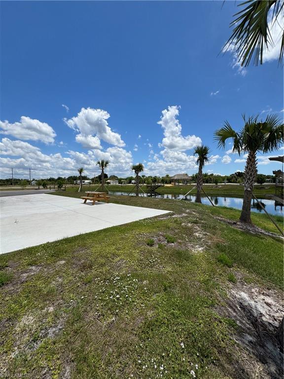 PALM BREEZE - Land