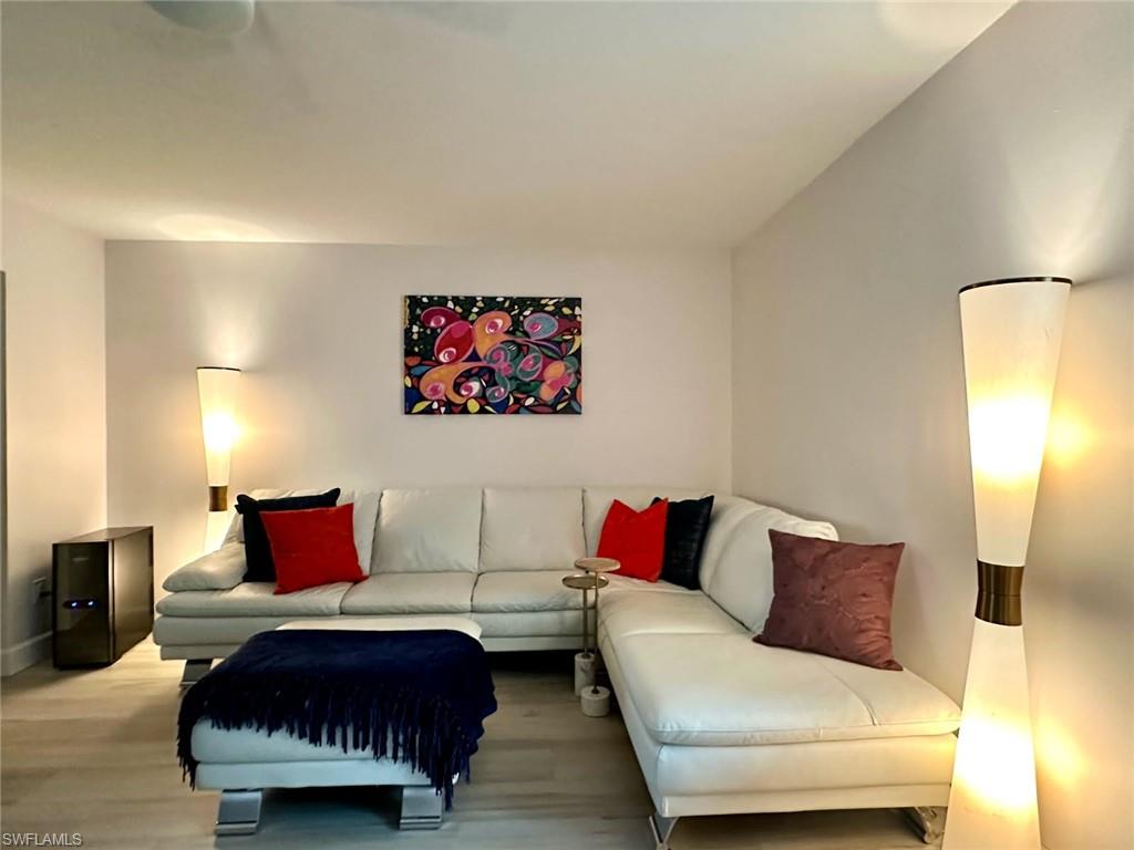 HIDDEN LAKE VILLAS - Residential