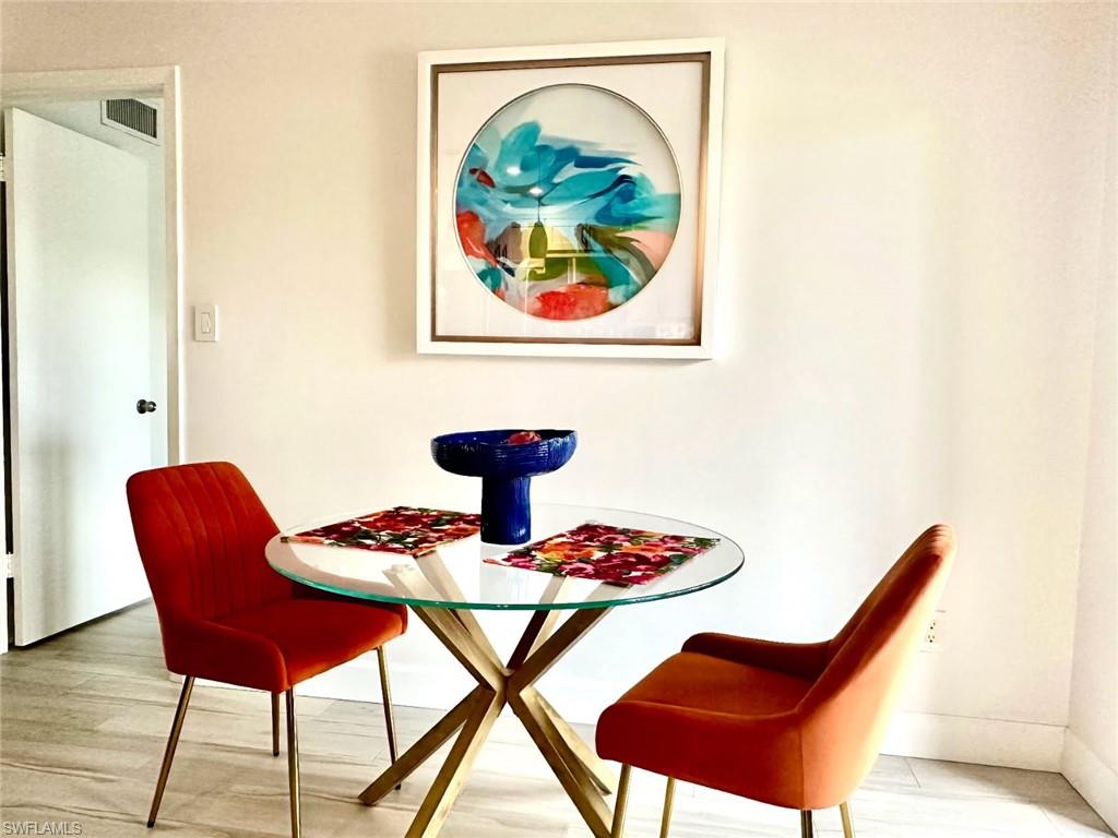 HIDDEN LAKE VILLAS - Residential