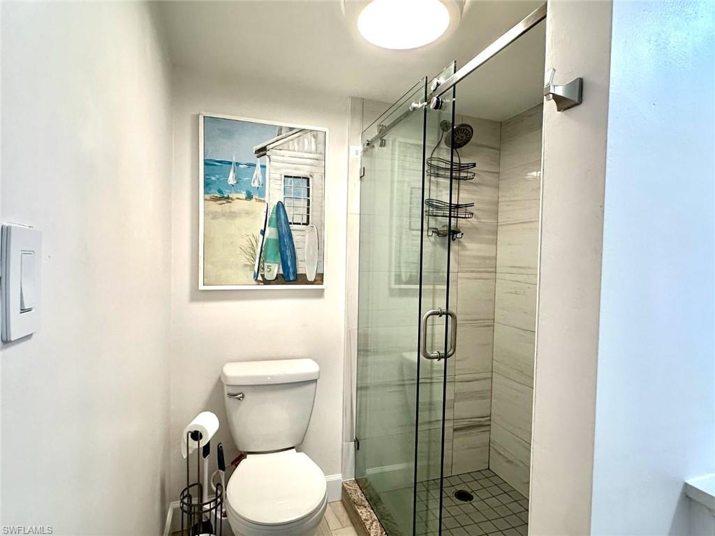 HIDDEN LAKE VILLAS - Residential