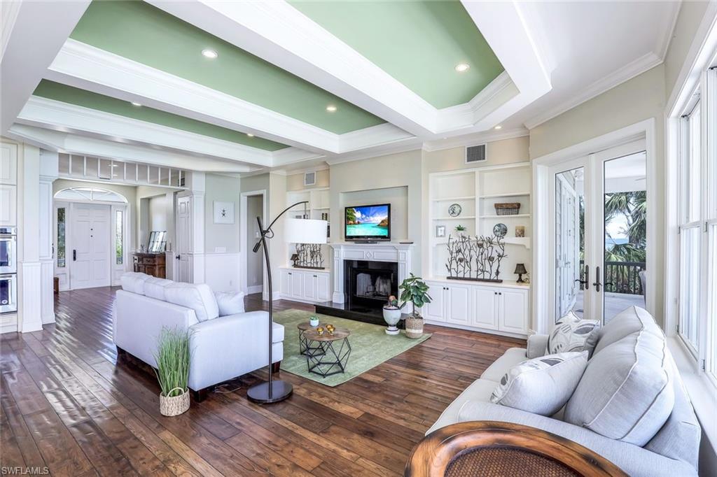 RICHARDSONS O L SUBD - Residential