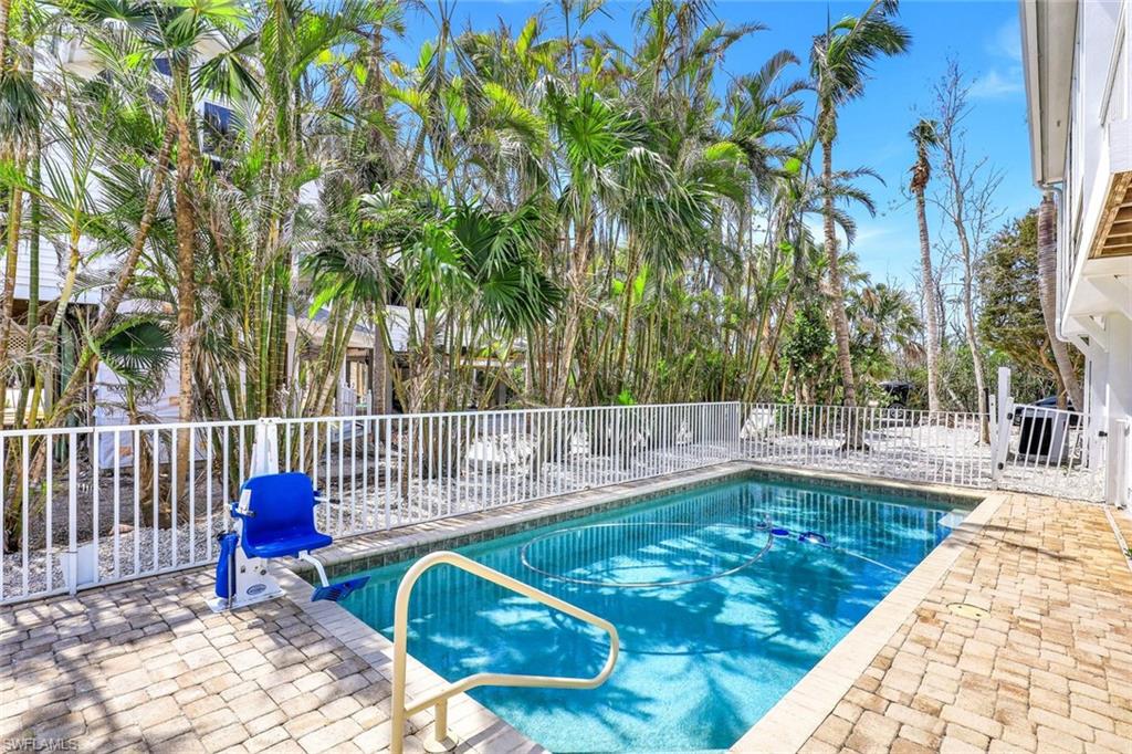 RICHARDSONS O L SUBD - Residential