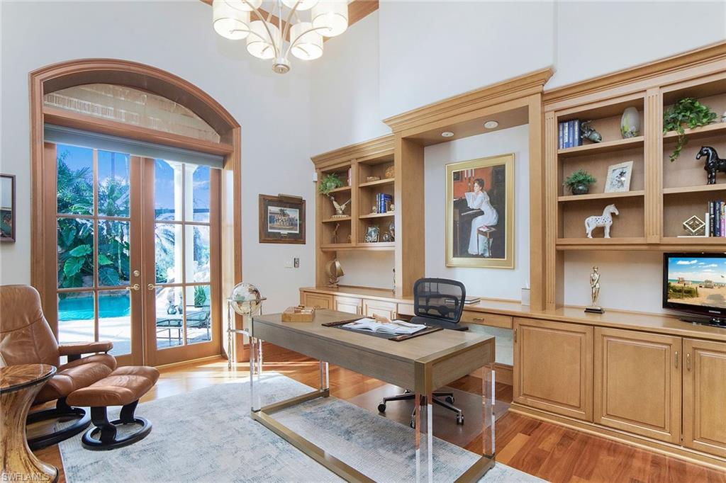 ROOKERY LAKE - Residential