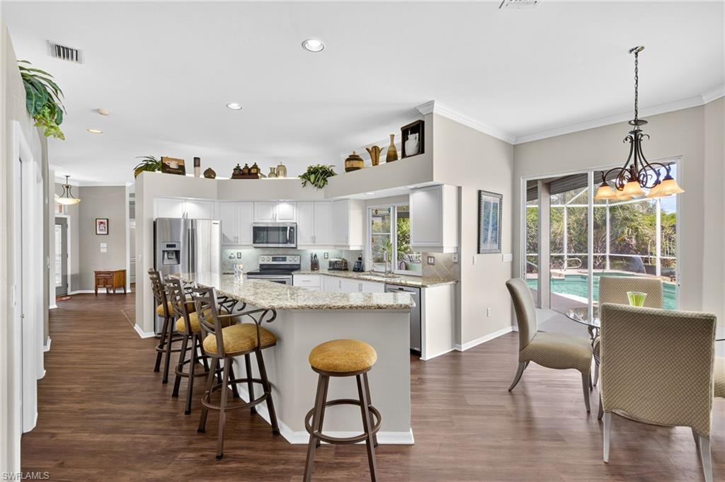 CROSS CREEK ESTATES - Residential Lease