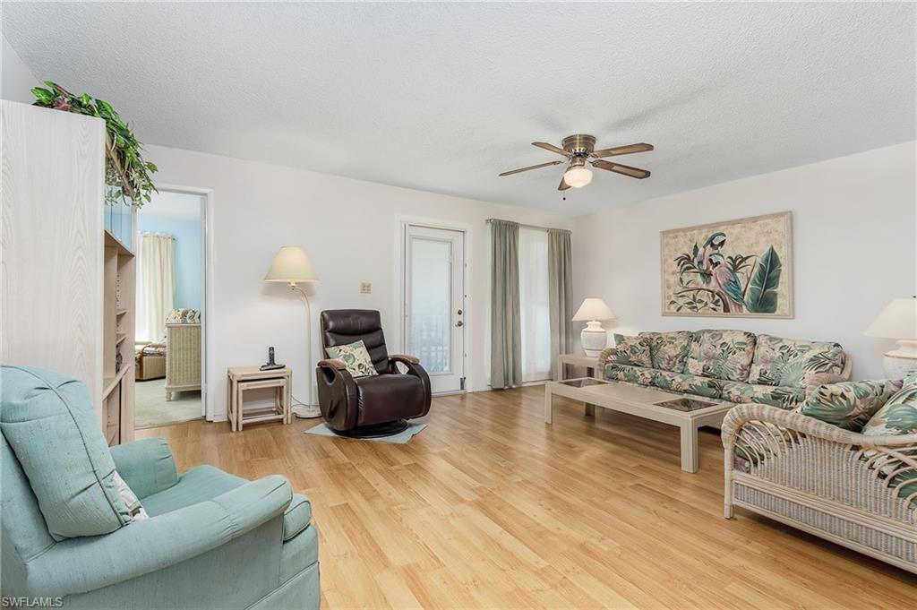 HIDDEN GARDENS - Residential