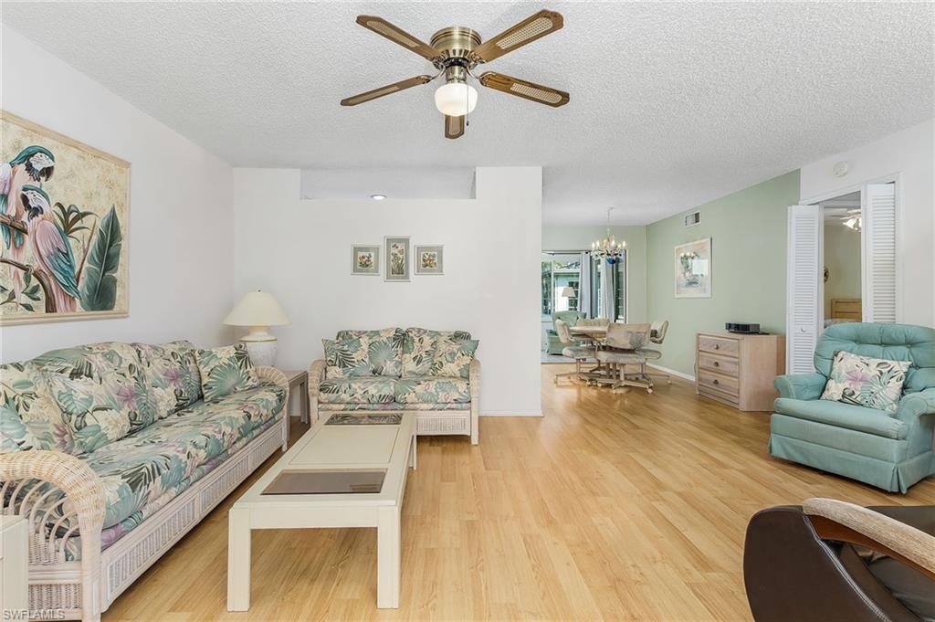 HIDDEN GARDENS - Residential