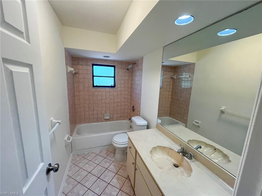 FOREST LAKES - Residential