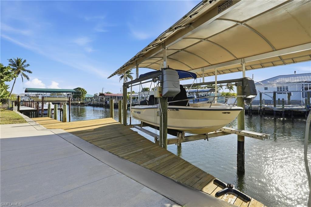 ISLAND HARBORS - Residential