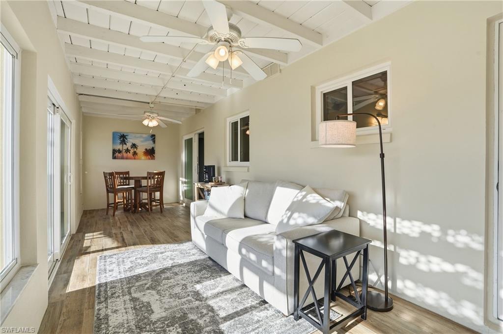 ISLAND HARBORS - Residential