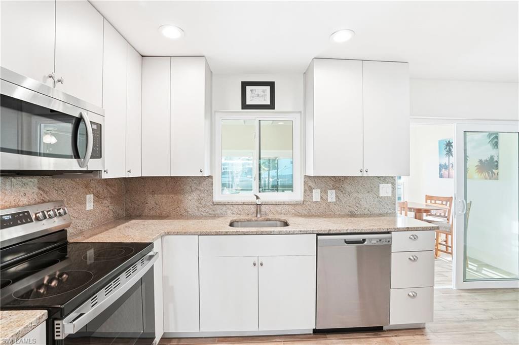 ISLAND HARBORS - Residential