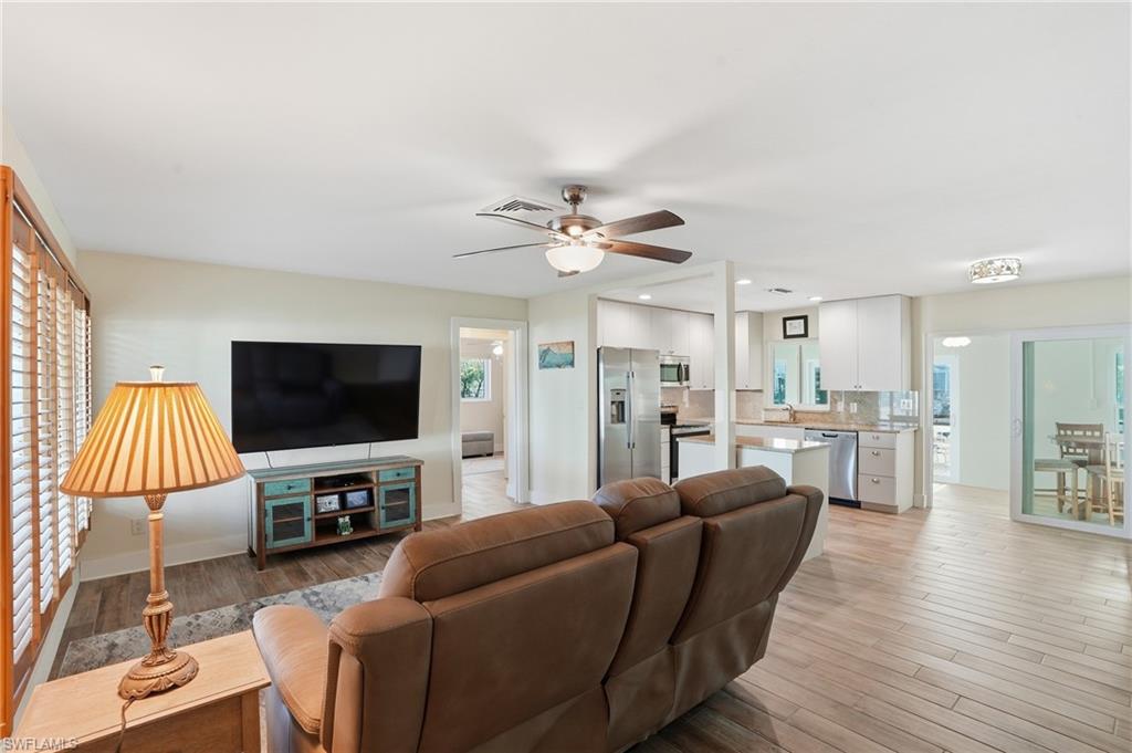 ISLAND HARBORS - Residential