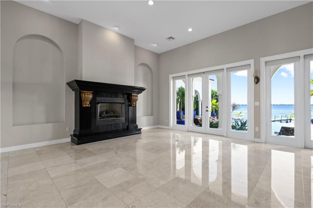 FORT MYERS - Residential