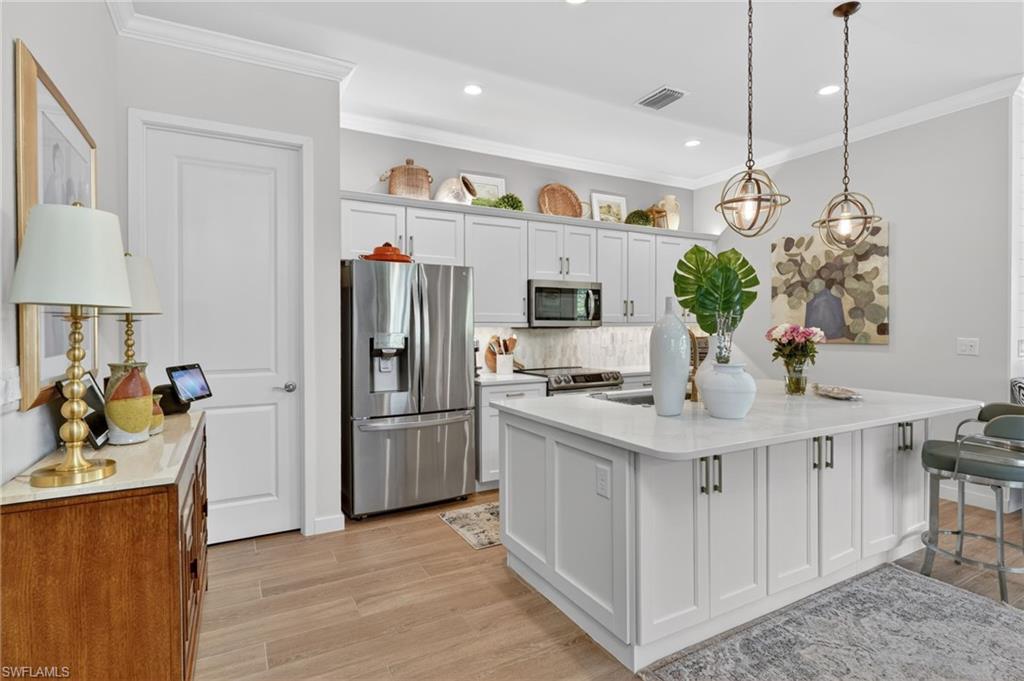 ABACO POINTE - Residential