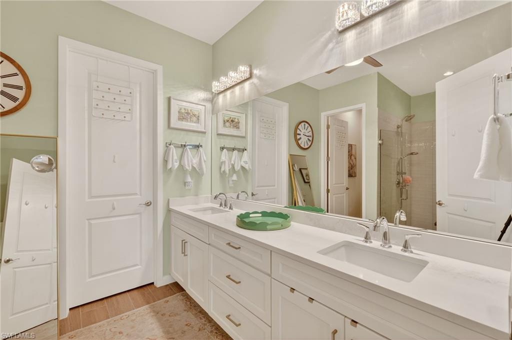 ABACO POINTE - Residential