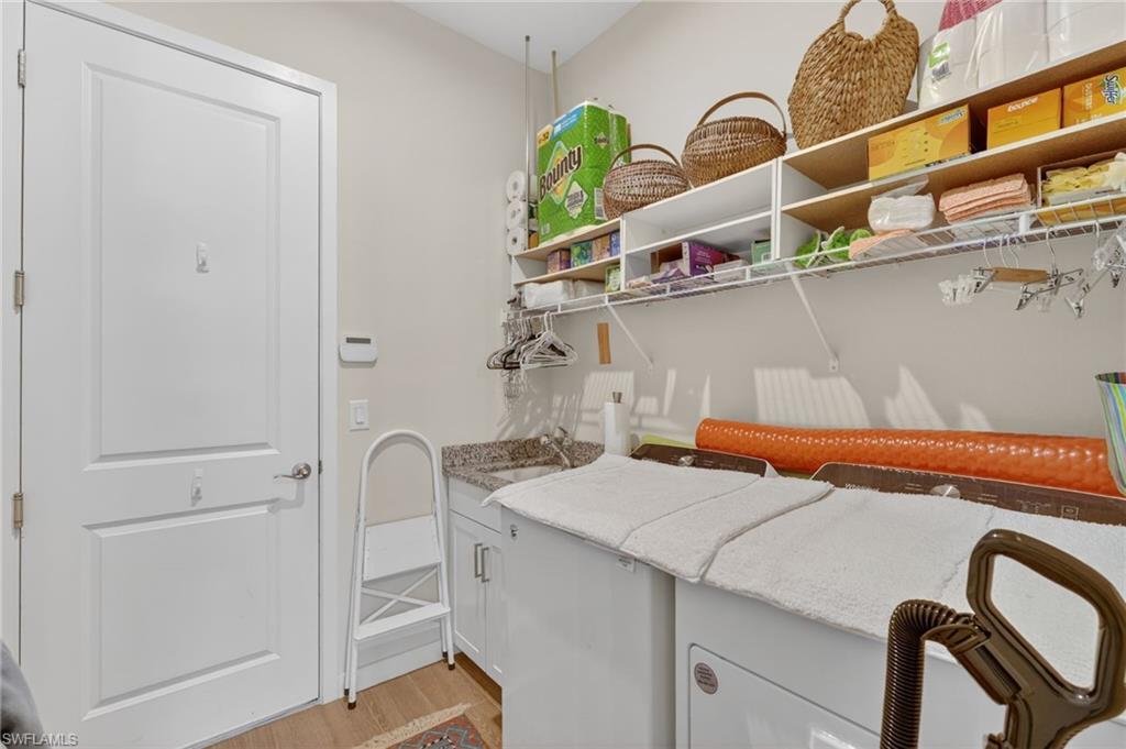 ABACO POINTE - Residential