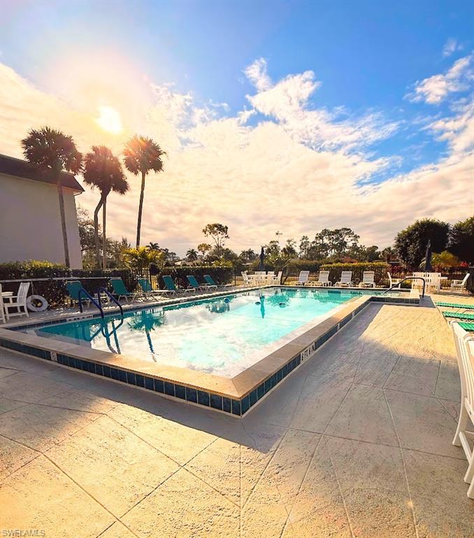 GOLF VIEW MANOR CONDO - Residential