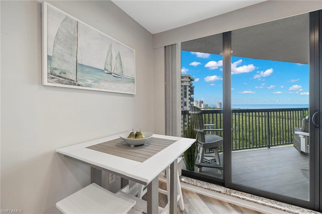 DORCHESTER - Residential