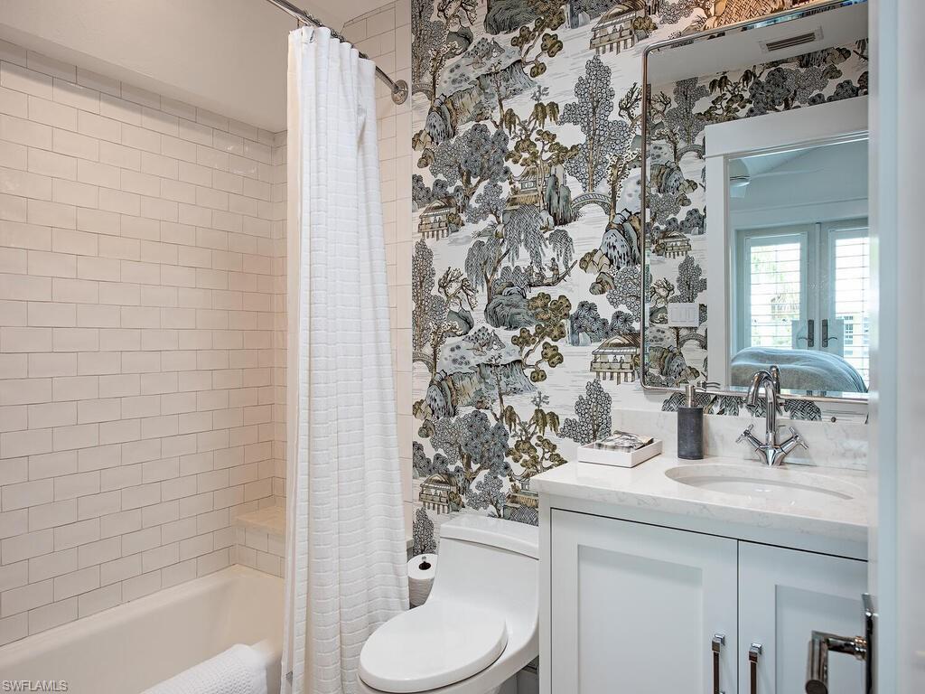 OLDE NAPLES - Residential