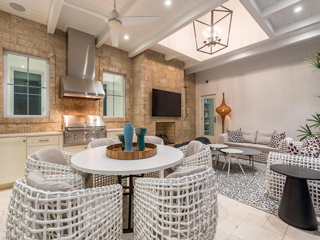 OLDE NAPLES - Residential