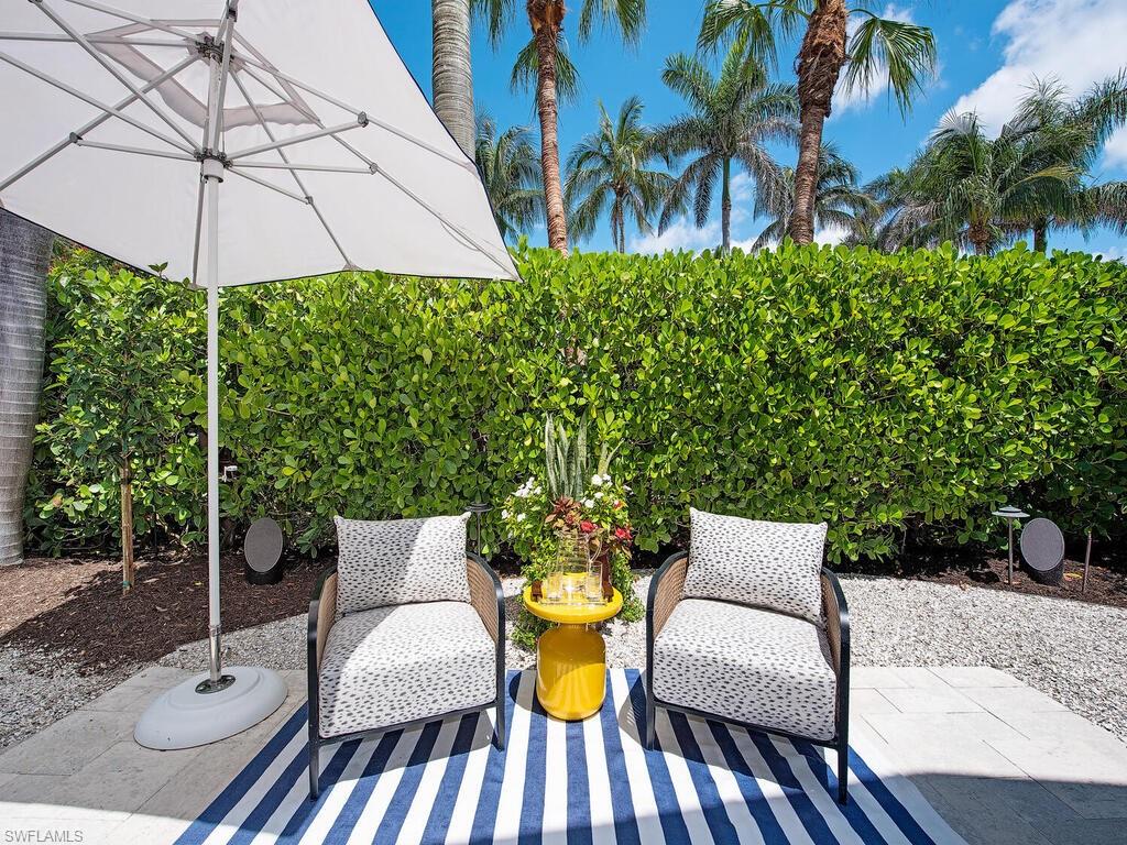 OLDE NAPLES - Residential