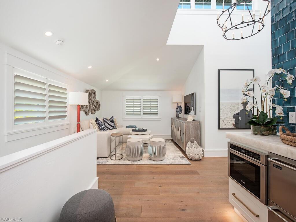 OLDE NAPLES - Residential