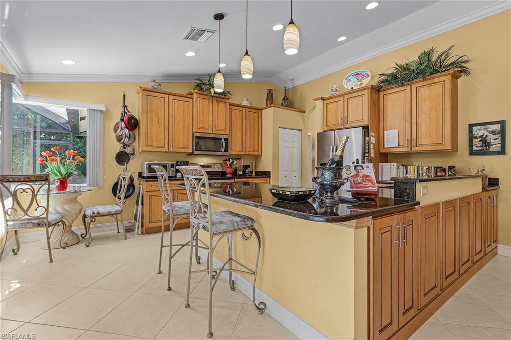10094 Boca CIR