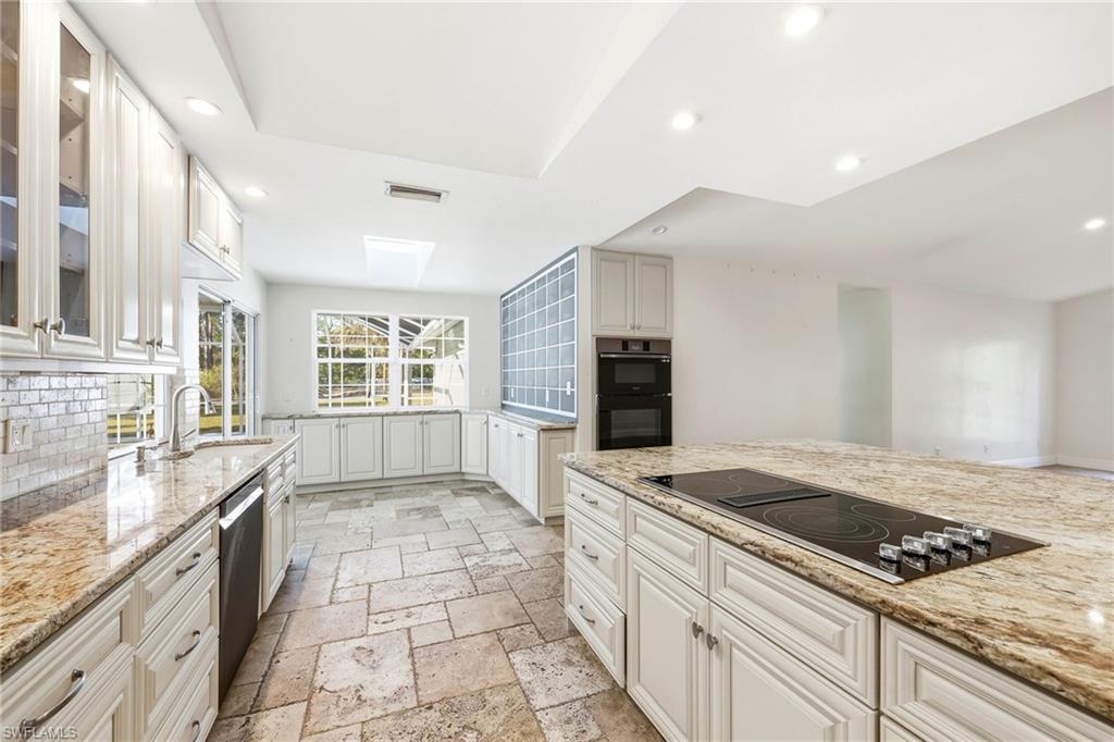 LOGAN WOODS - Residential