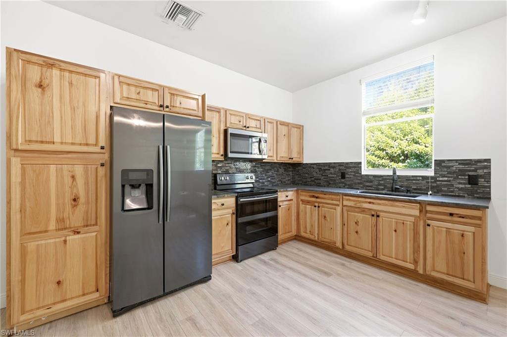 LOGAN WOODS - Residential