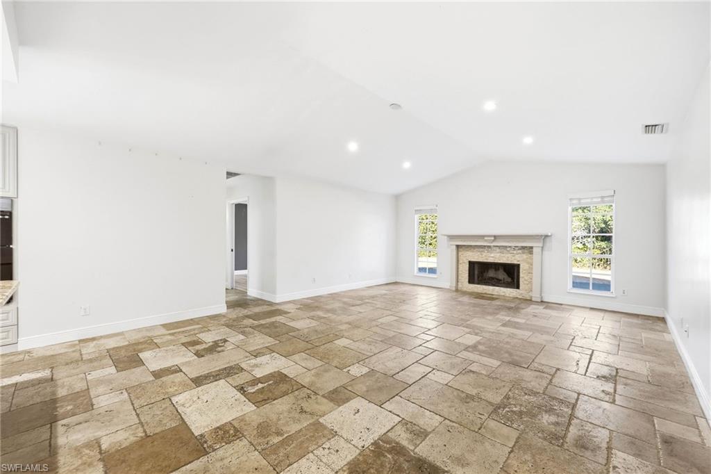 LOGAN WOODS - Residential