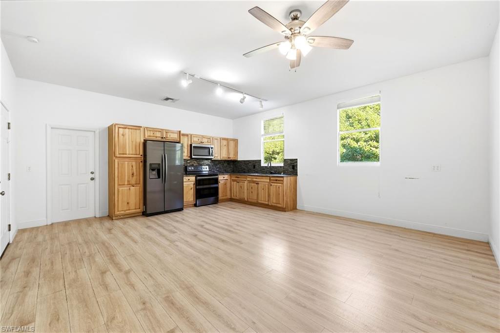 LOGAN WOODS - Residential