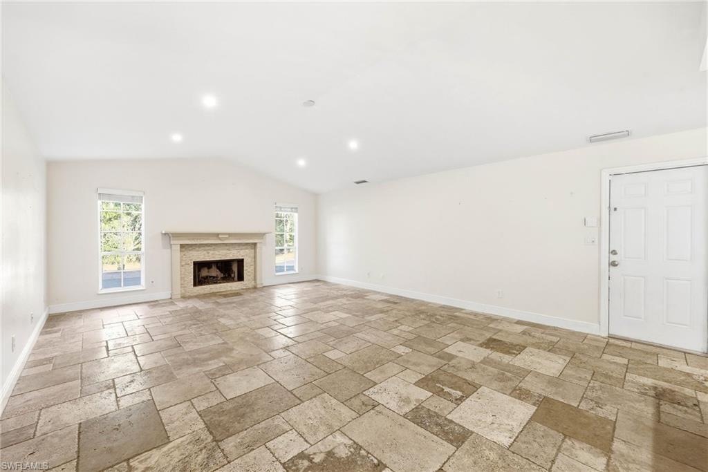 LOGAN WOODS - Residential