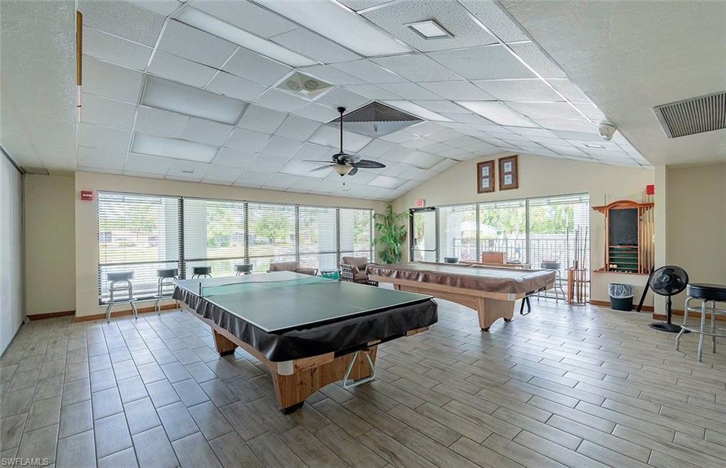 LAKE FAIRWAYS COUNTY CLUB - Land