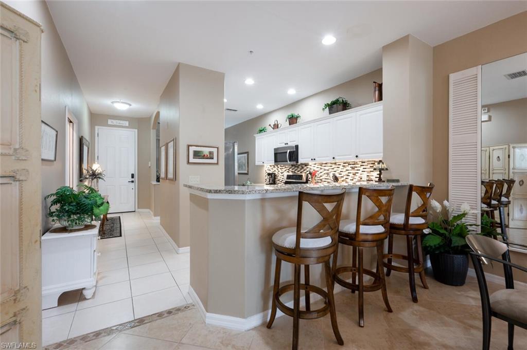 LAKE BARRINGTON - Residential