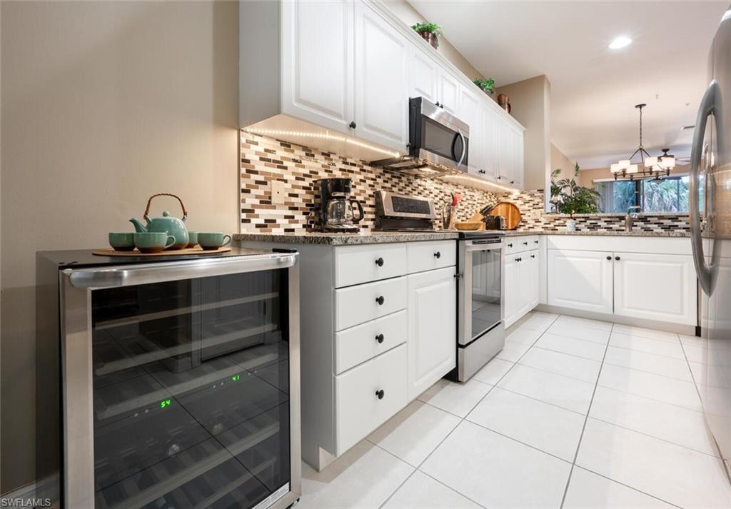 LAKE BARRINGTON - Residential