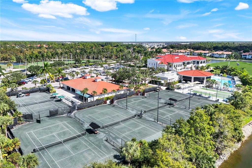 LAKE BARRINGTON - Residential