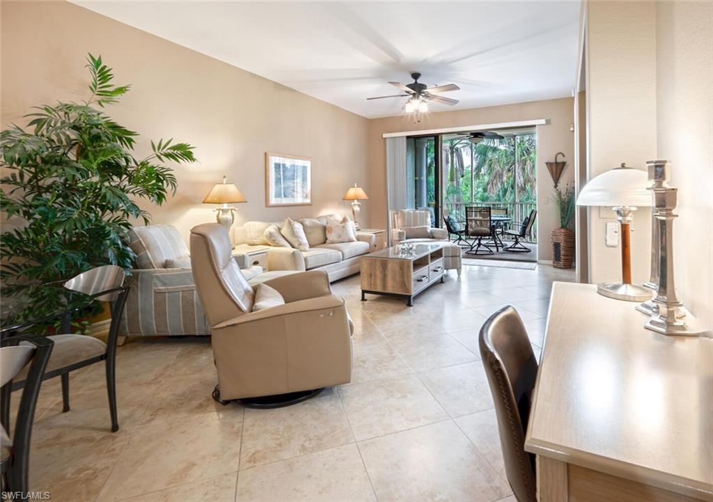 LAKE BARRINGTON - Residential