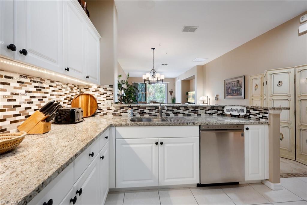 LAKE BARRINGTON - Residential