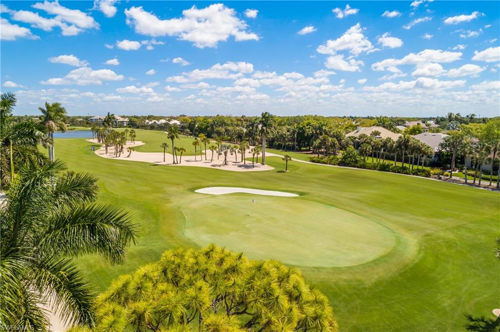 THE HAMPTONS - Residential