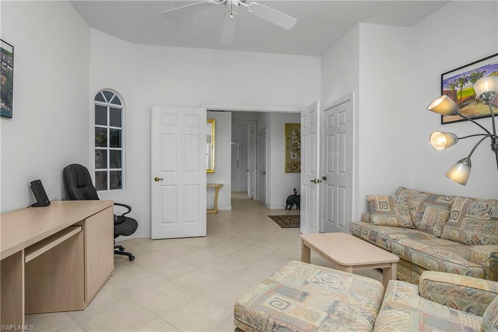 THE HAMPTONS - Residential