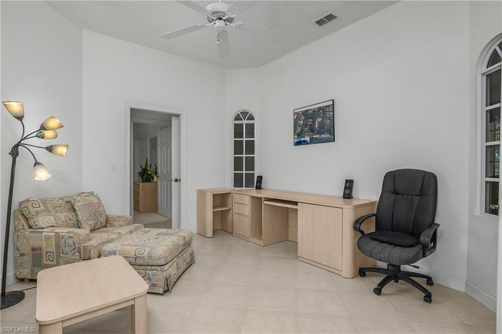 THE HAMPTONS - Residential