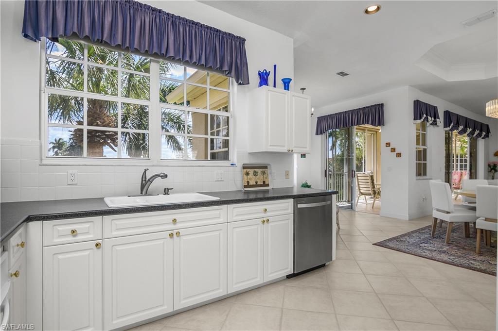 THE HAMPTONS - Residential