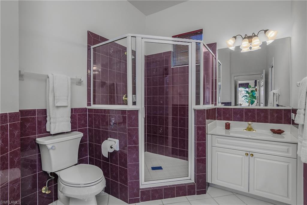 THE HAMPTONS - Residential