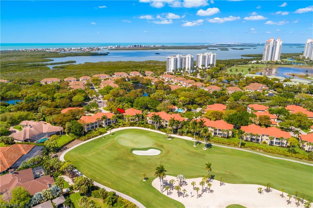 THE HAMPTONS - Residential