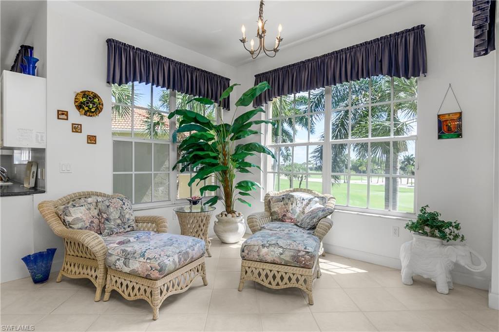 THE HAMPTONS - Residential