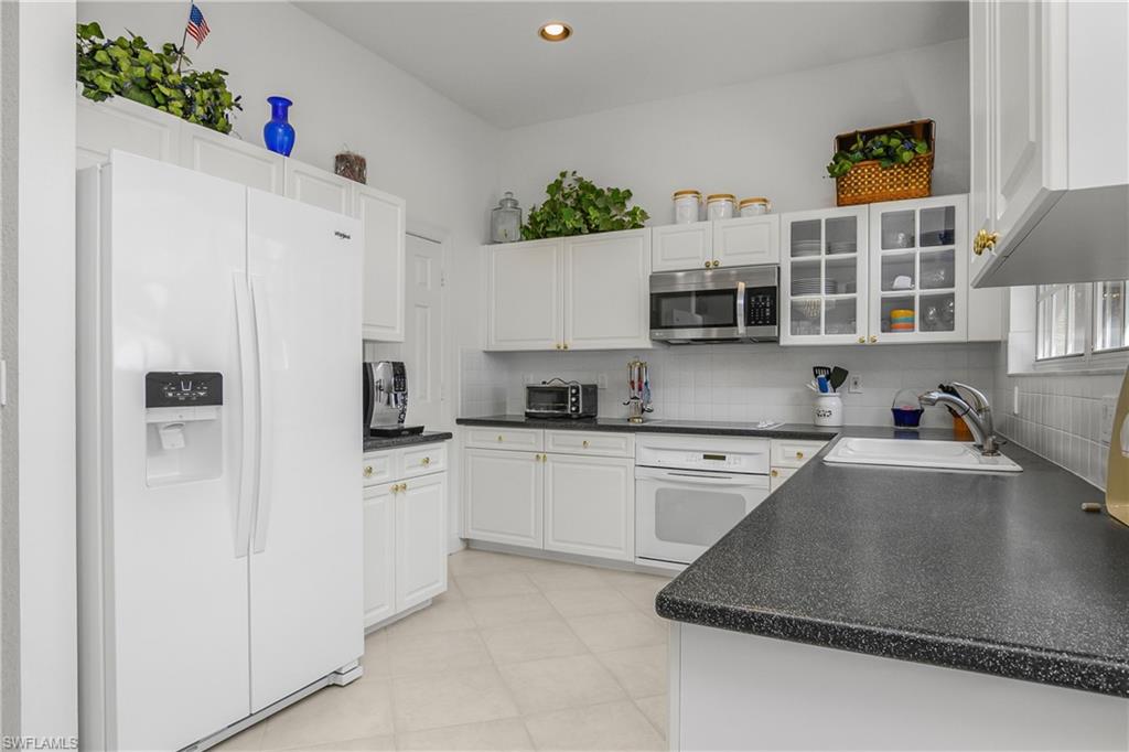 THE HAMPTONS - Residential