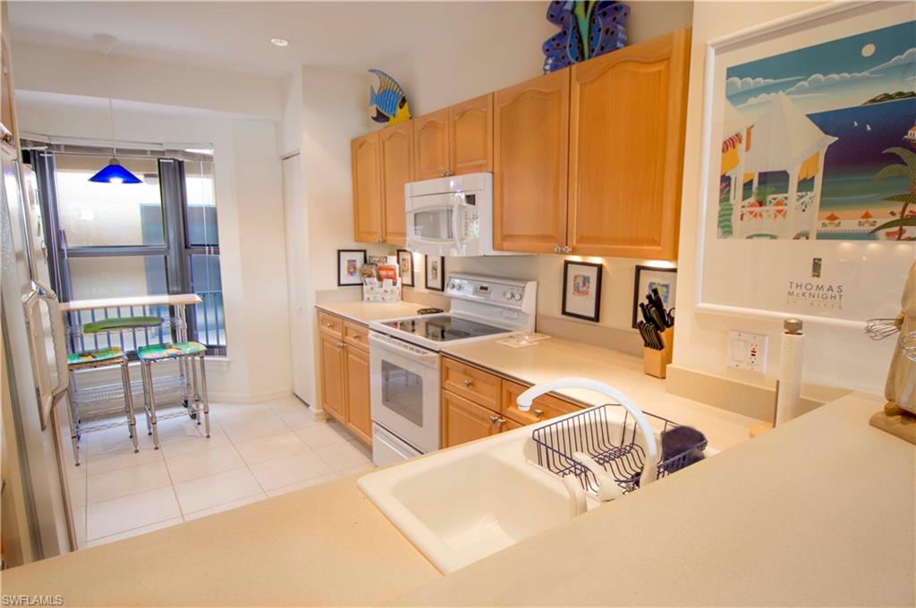 LA PENINSULA - Residential