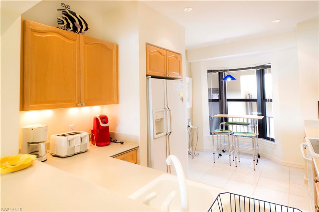 LA PENINSULA - Residential