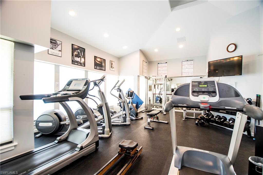 LA PENINSULA - Residential