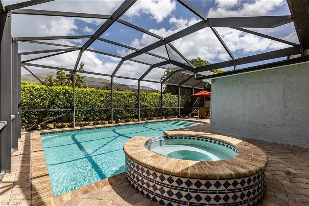 MARCO BEACH - Residential