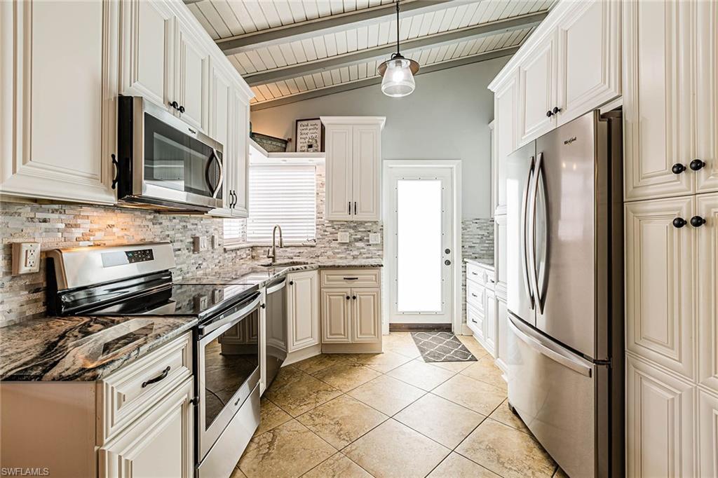 MARCO BEACH - Residential